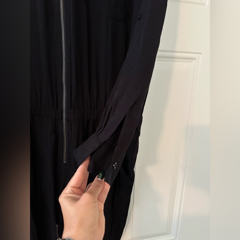 Loft Women’s Black Zippered Jumpsuit. Size Medium. Like new. - Picture 4 of 7